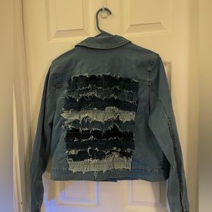NWOT ladies ruffled back jean jacket sz 10 runs smaller